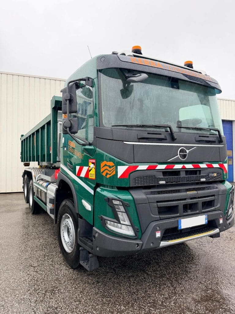 Camion PL Volvo Kerra Terrassement