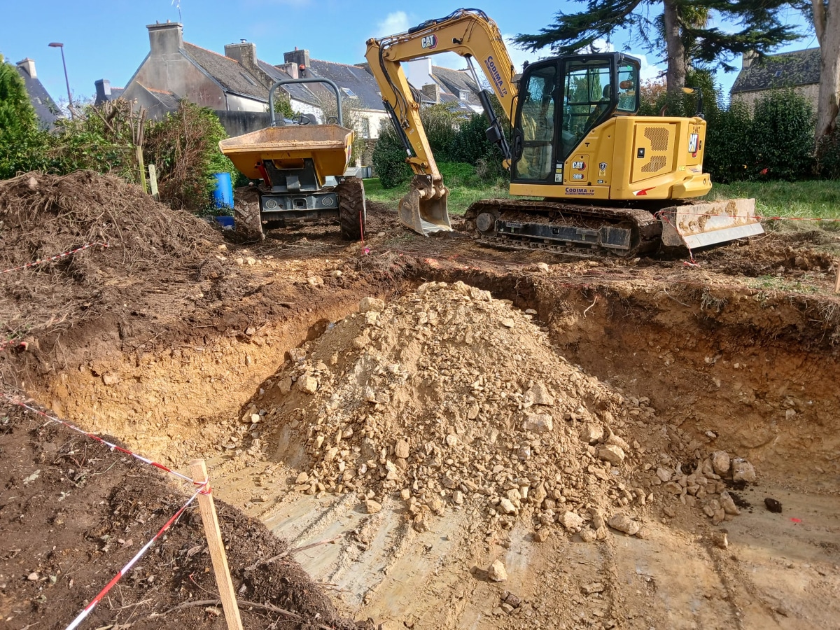 fondation piscine à la pelle pour terrassement pour Kerra Terrassement